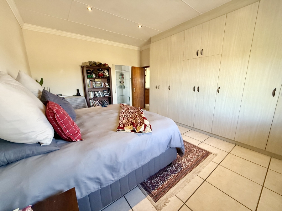 8 Bedroom Property for Sale in Long Acres Country Estate Western Cape